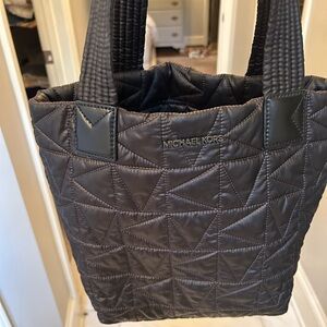 Michael Kors tote